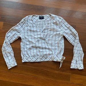 Abercrombie & Fitch wrap top